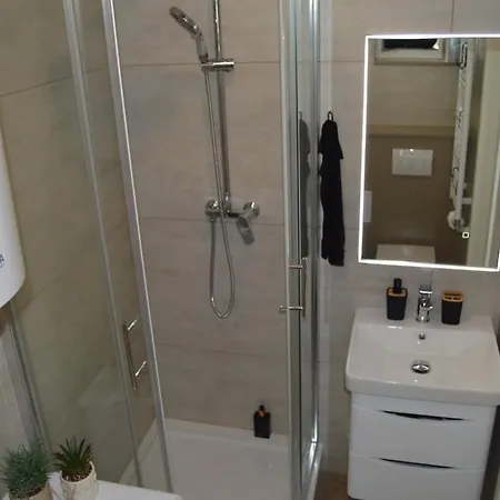 Nina With Free Parking 류블랴나