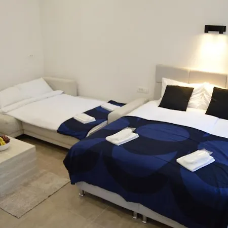 Apartmán Nina With Free Parking